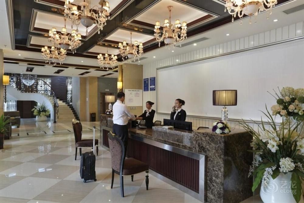 Wenhua Herton Hotel Qionghai Exterior photo